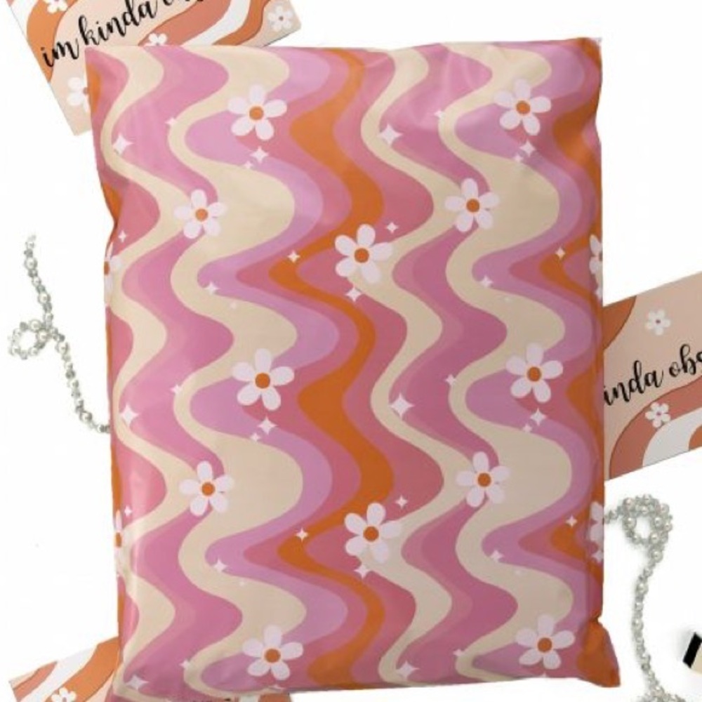 25 Wavy Daisy Poly Mailers 12x15.5